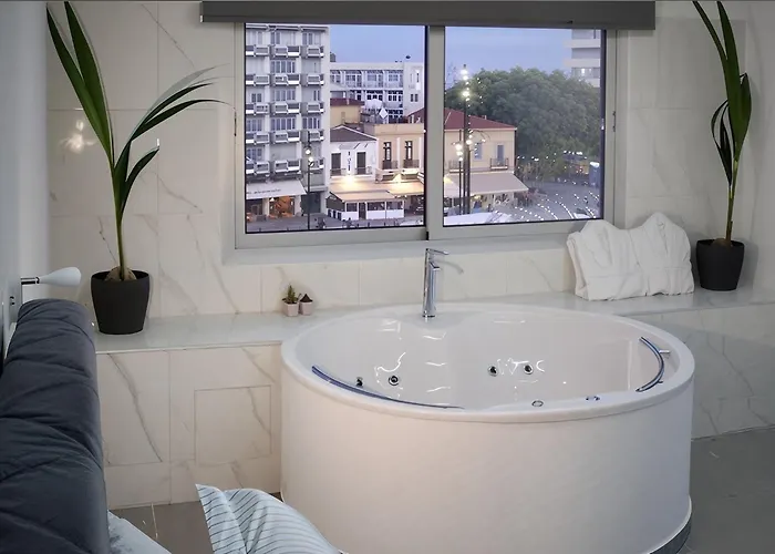 公寓 Plateia Deluxe